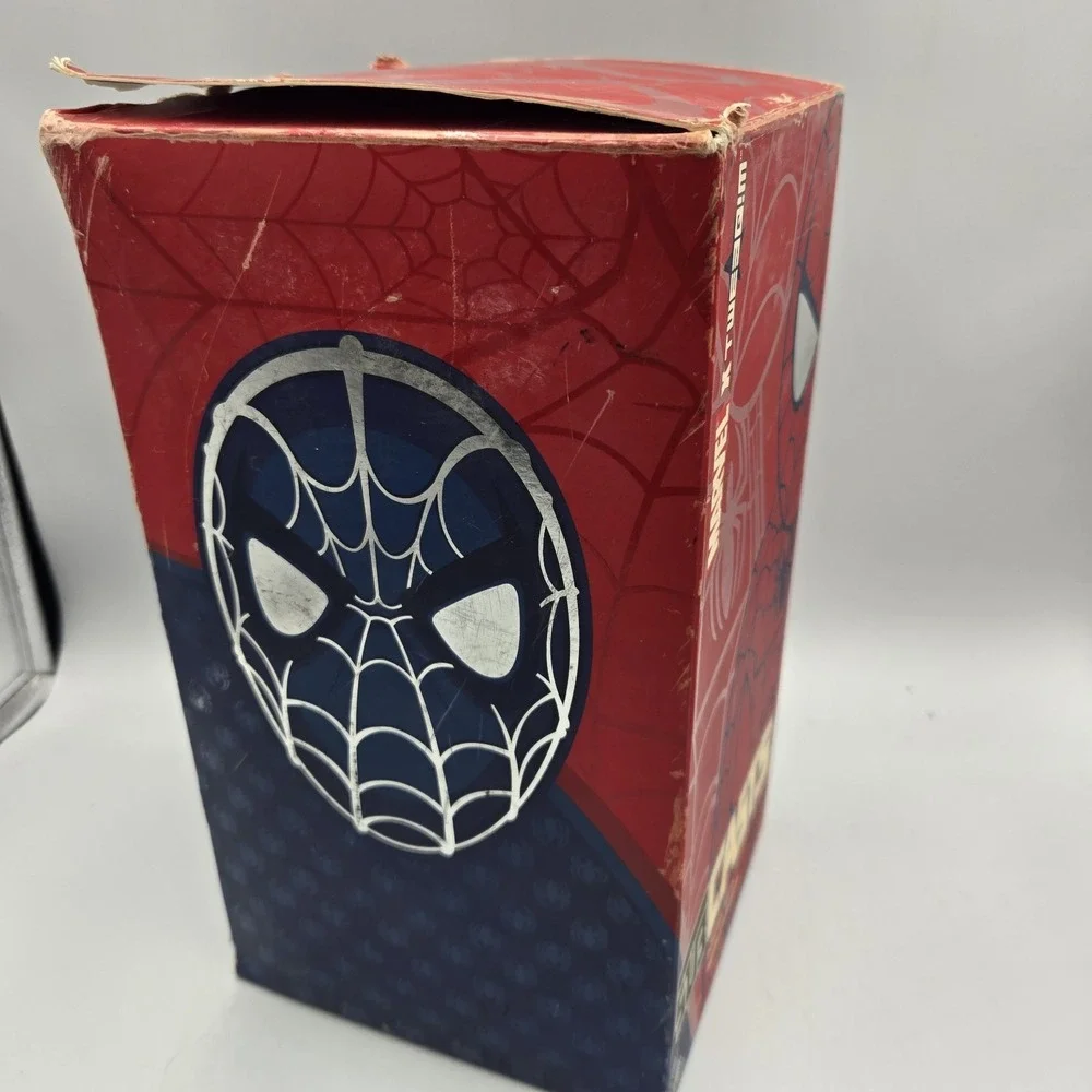 Marvel SubCasts Upper Deck X TWEEQIM Spider-Man Figure 9